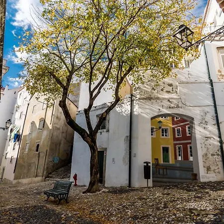 Little Studio For Two-Alfama Lisbon Exterior photo